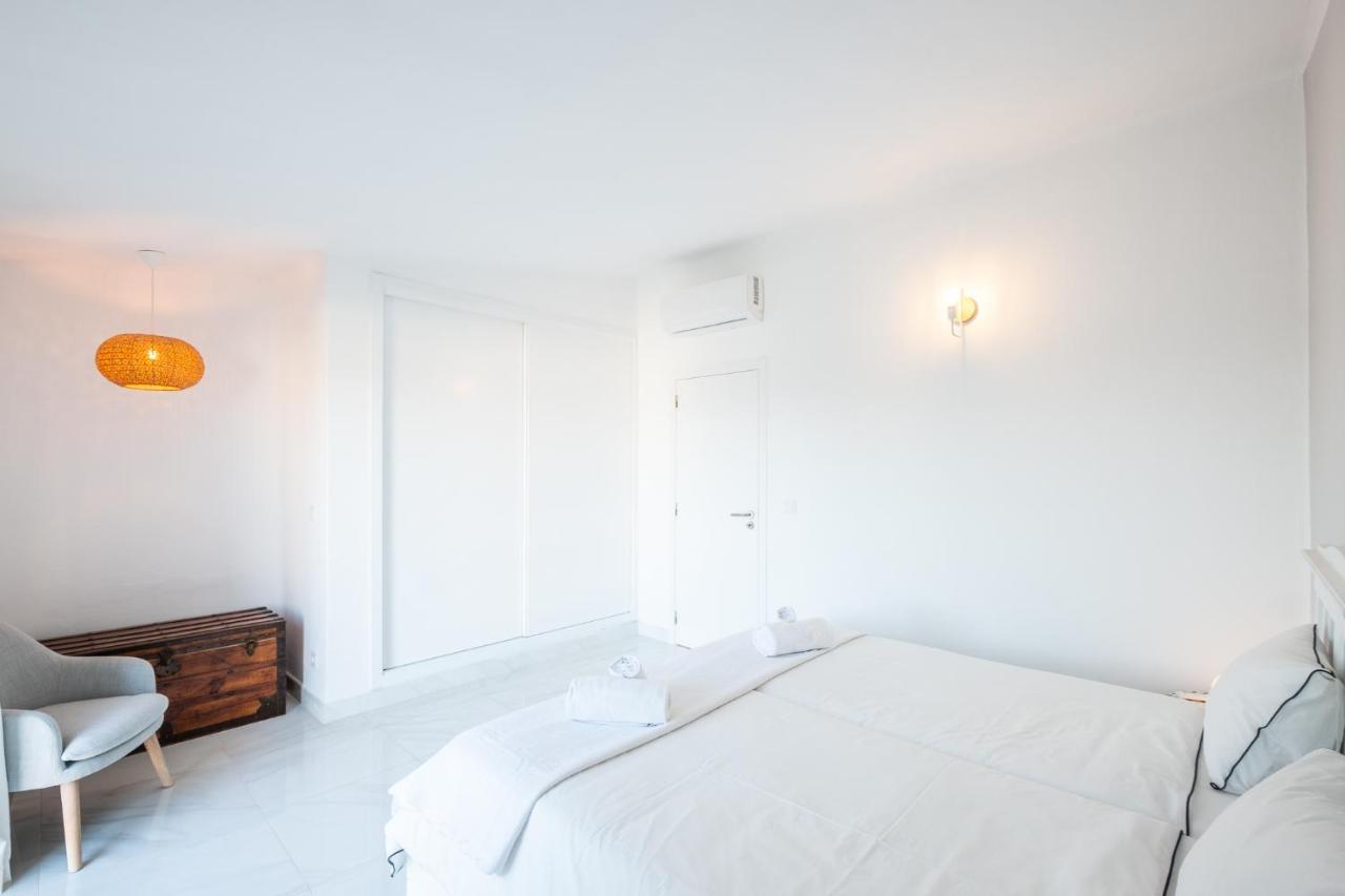 Beach Praia - Sleep 5 - Pool - Free Wi-Fi - Air Con Albufeira Exterior photo
