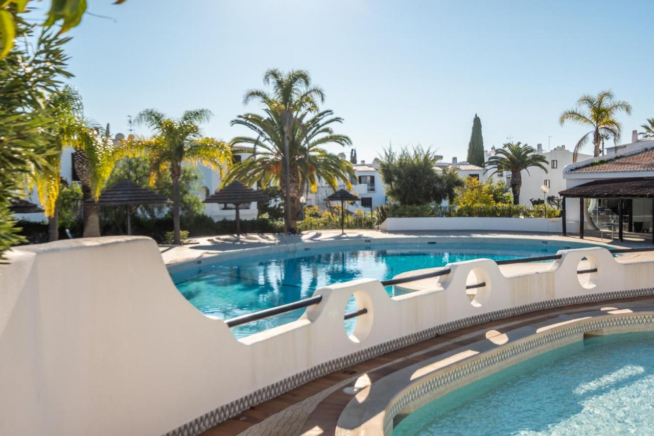 Beach Praia - Sleep 5 - Pool - Free Wi-Fi - Air Con Albufeira Exterior photo